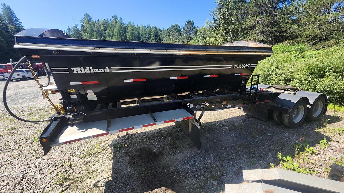 Used 2018 Midland TW2500 Lead Side Dump