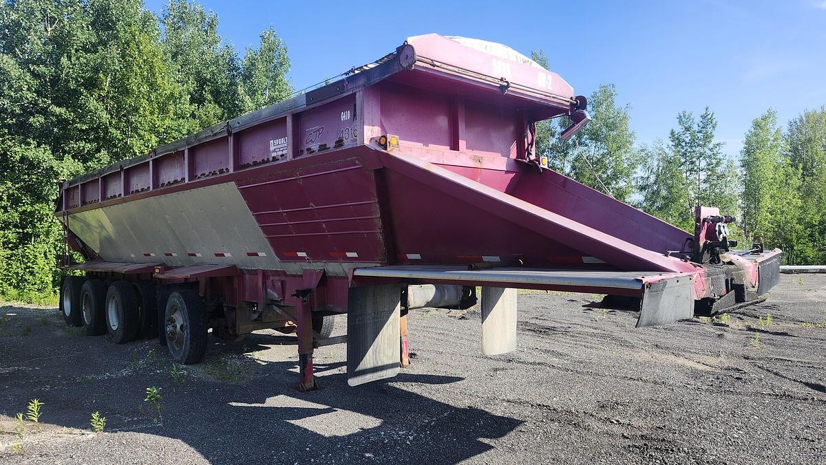 Used 1999 Red River LB439 / 4 axles strap trailer