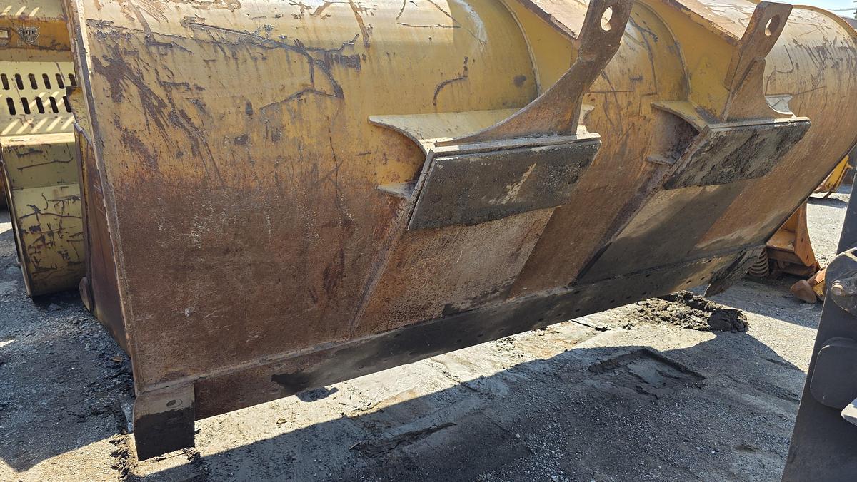 Used Caterpillar 950G/950H - 112 inches