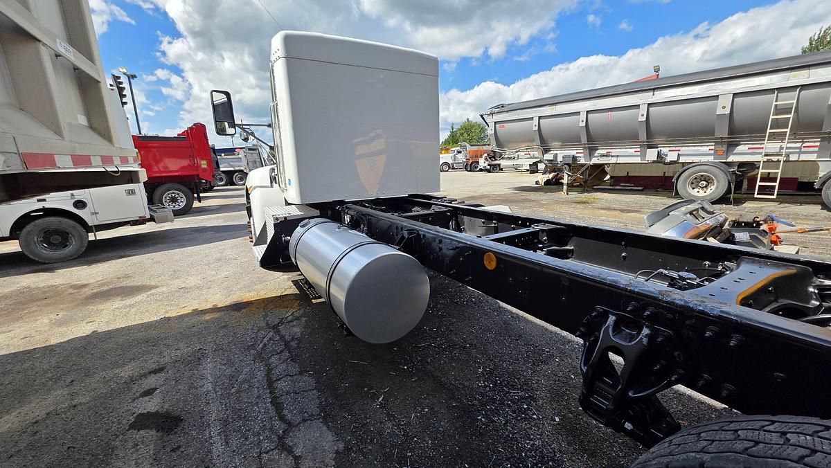 Used 2018 Kenworth T370