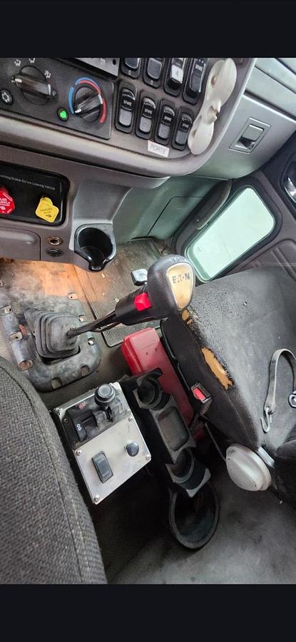 Used 2012 Peterbilt 367