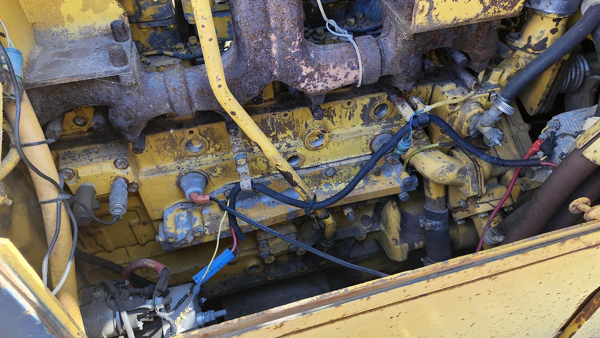 Used 1985 Komatsu D85P-21