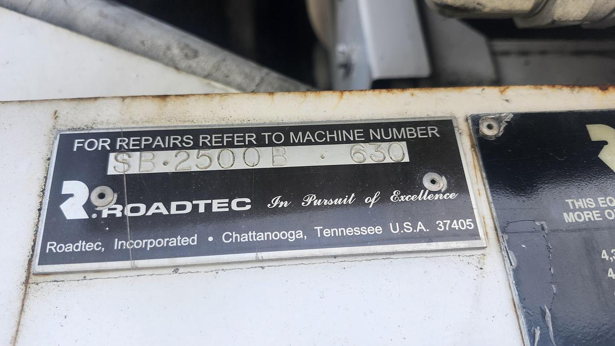 Used 2002 Roadtec SB2500B