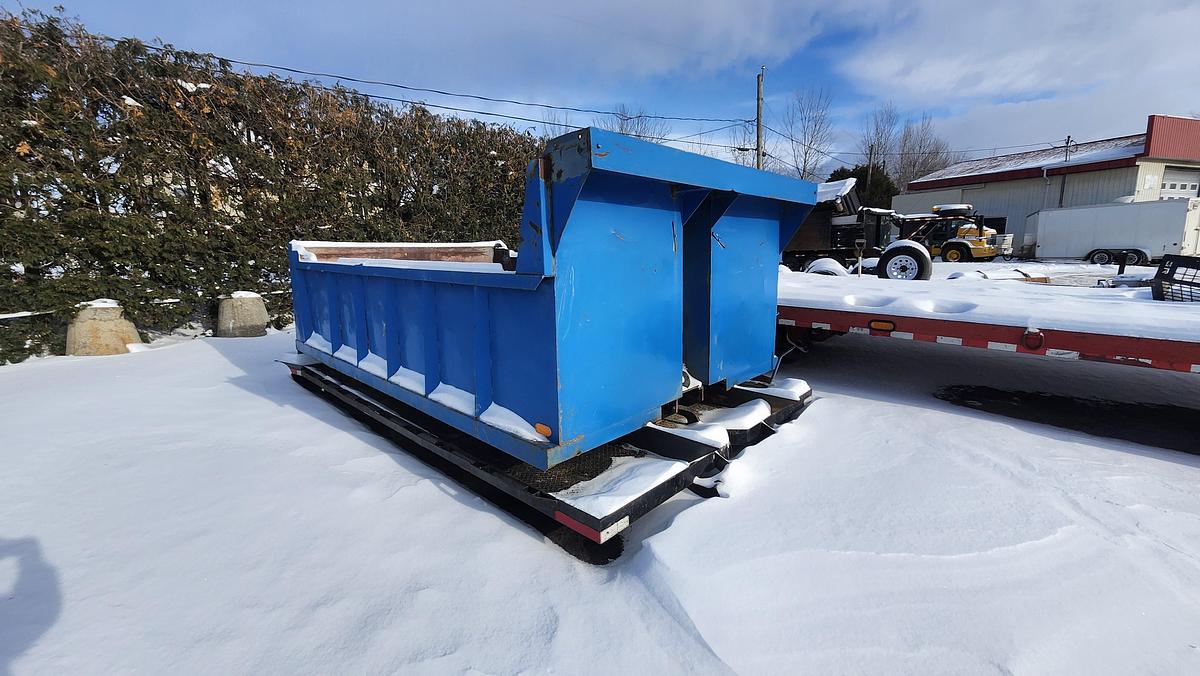 Used 2014 Roll-Off 2 essieux / 2 axles