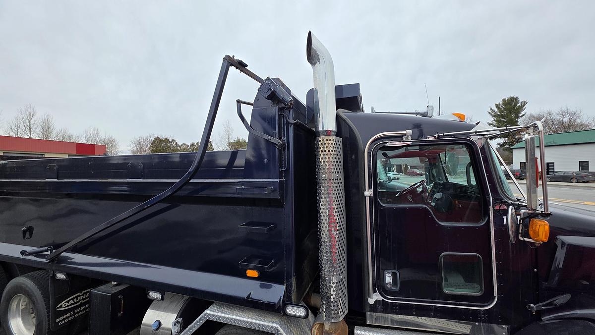 Used 2020 Kenworth T800