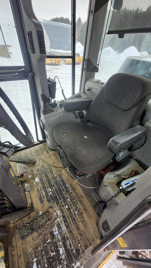 Used 2012 Volvo G970