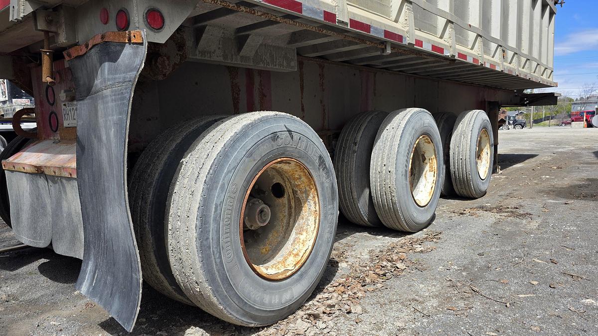 Used 1985 King 3 axles Dump