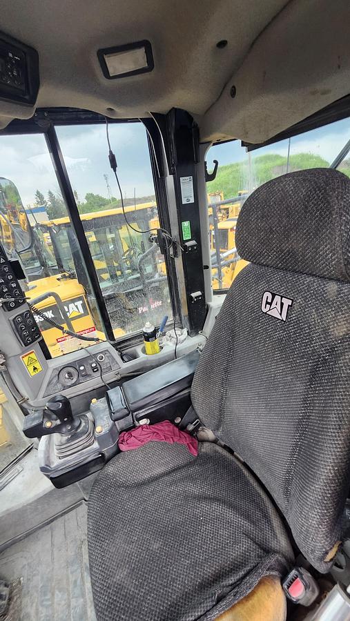 Used 2012 Caterpillar 980K