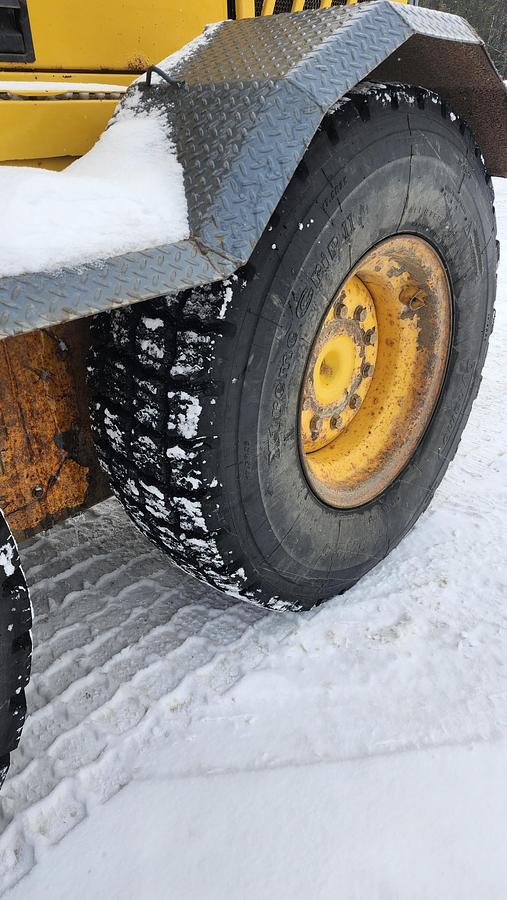 Used 2012 Volvo G970