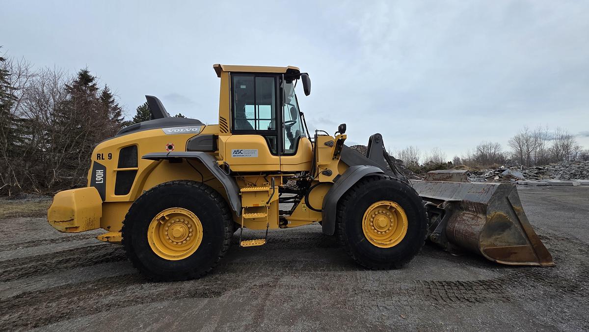 Used 2015 Volvo L90H