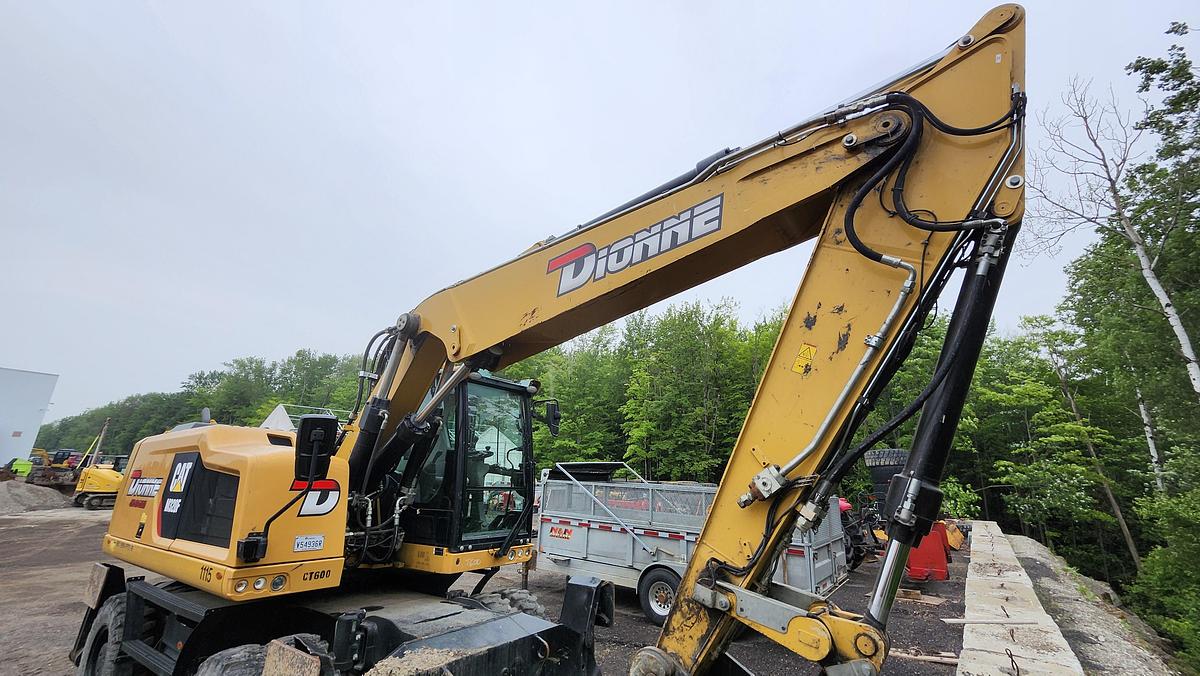 Used 2016 Caterpillar M320F