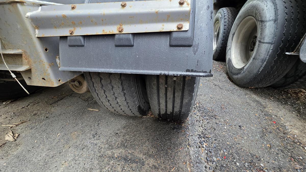 Used 2018 ACNS 4 axles Live Bottom