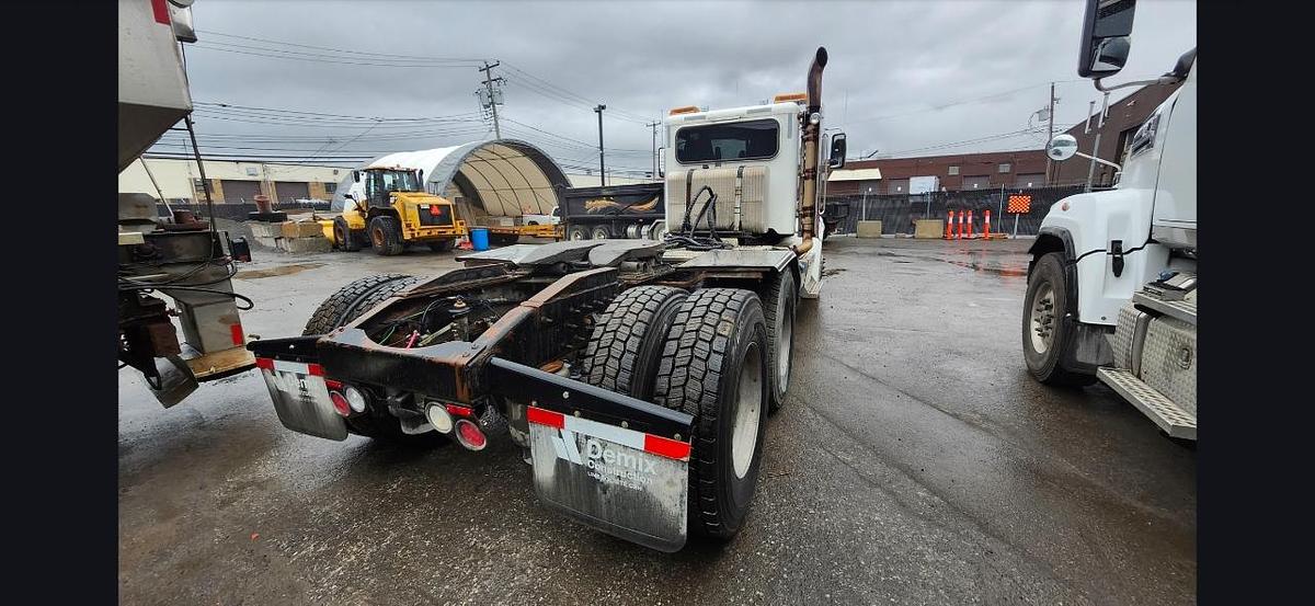 Used 2012 Peterbilt 367