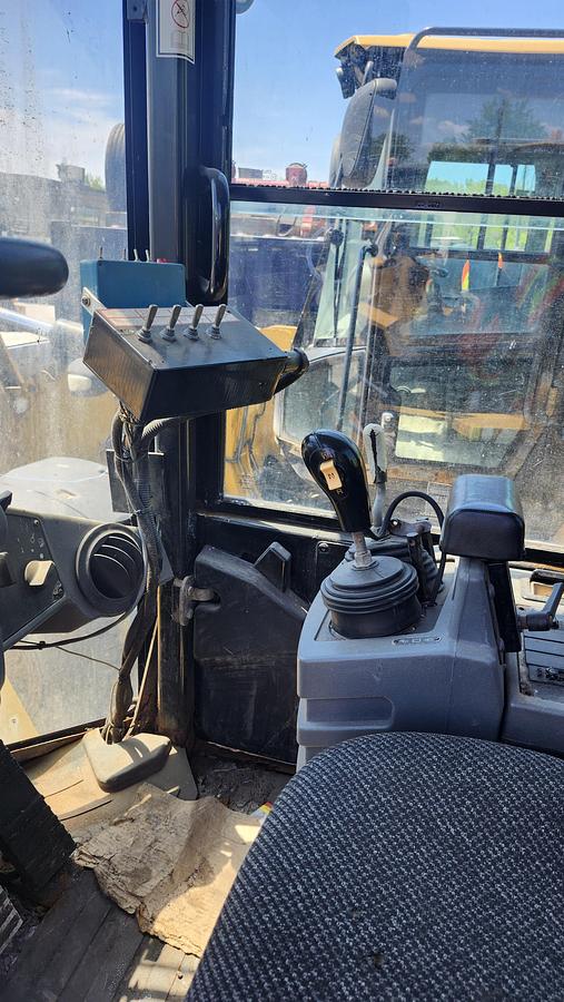 Used 2007 Caterpillar 938G