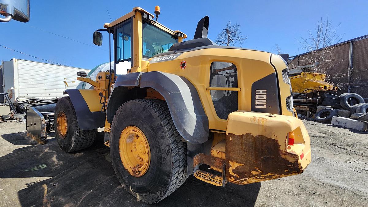Used 2017 Volvo L110H