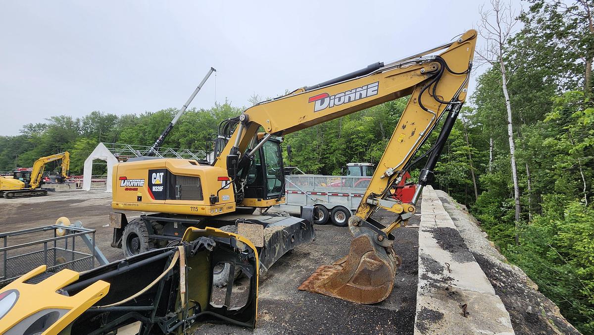 Used 2016 Caterpillar M320F