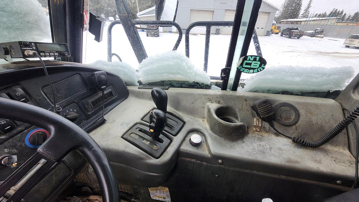 Used 2007 Caterpillar 730