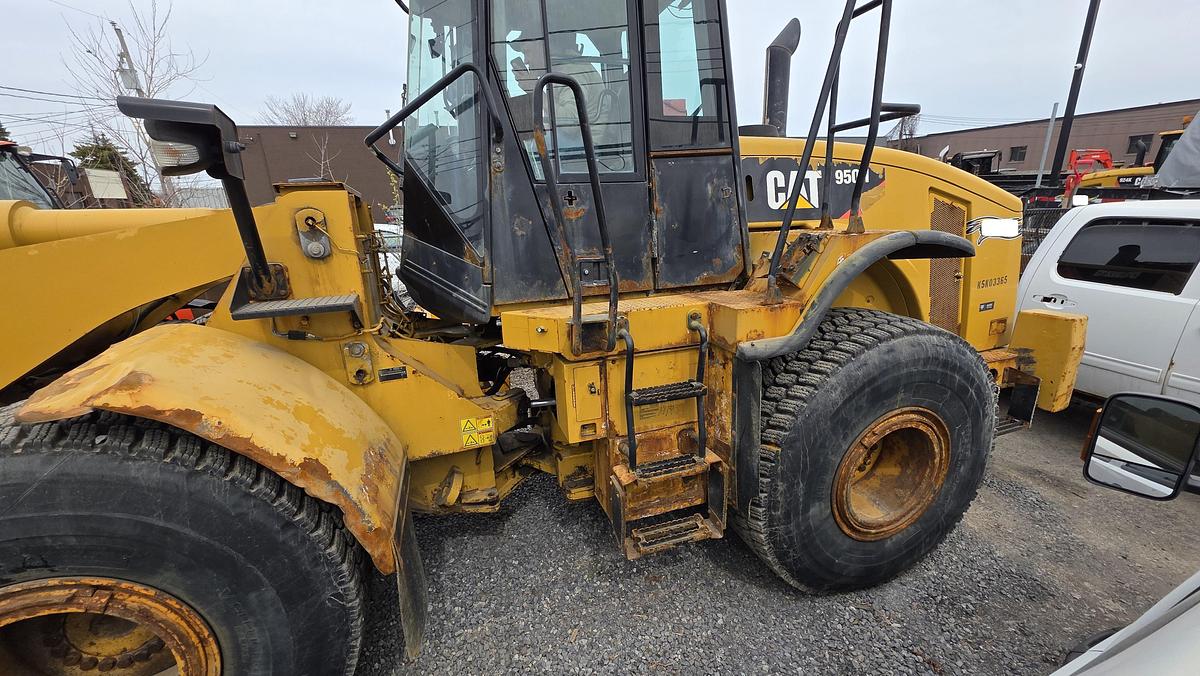 Used 2011 Caterpillar 950H