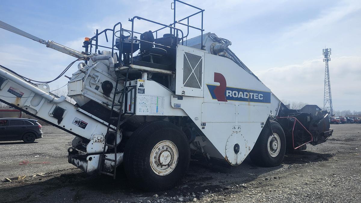 Used 2002 Roadtec SB2500B