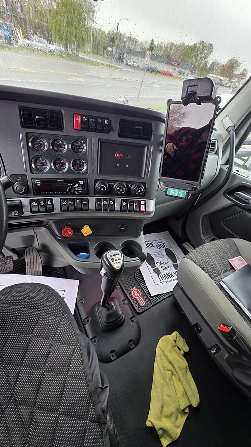 Used 2020 Kenworth T880