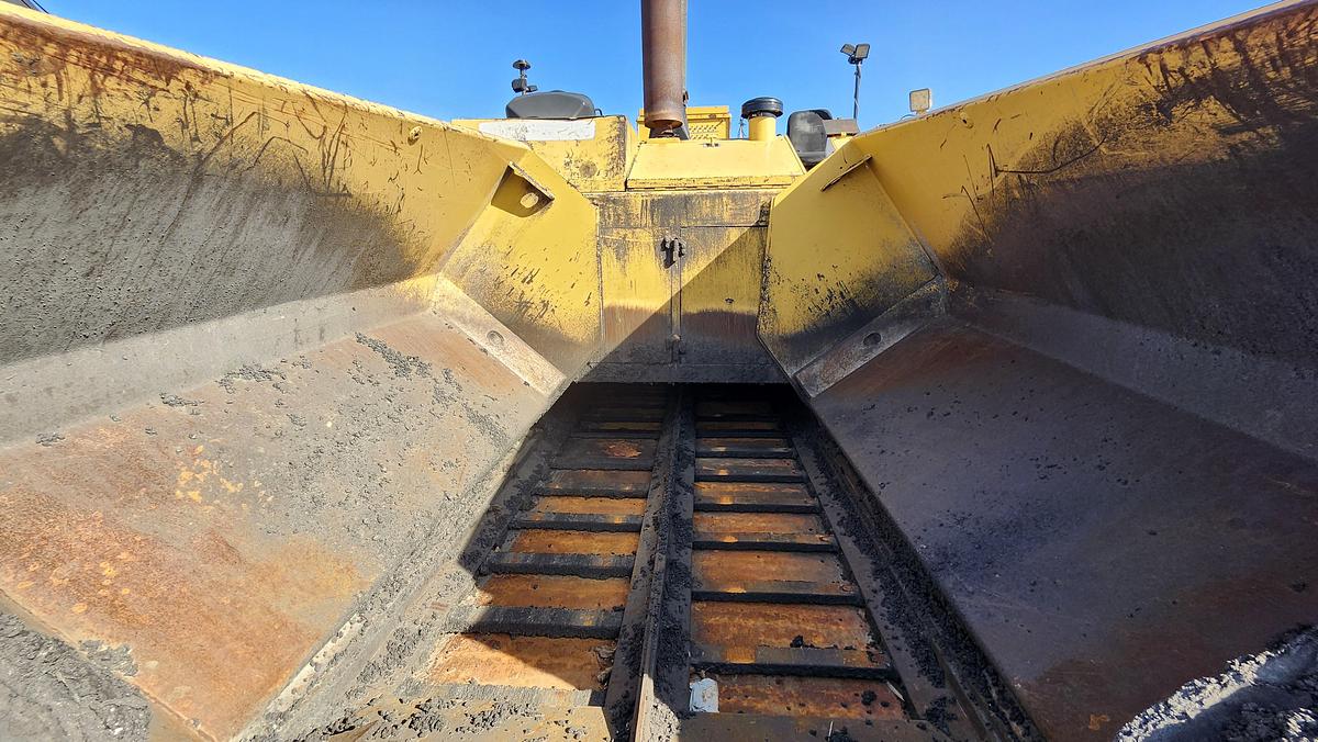 Used 2007 Caterpillar AP-1000D