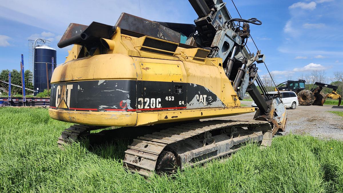 Used 2008 Caterpillar 320C FM