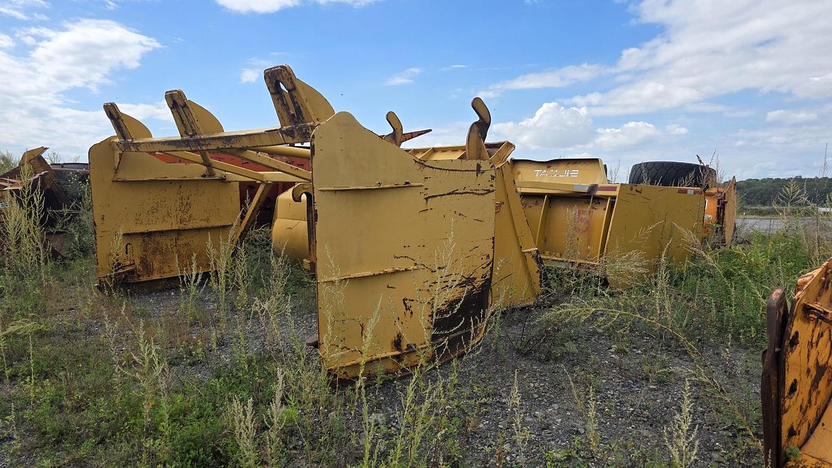 Used CAT 11 Feet Bucket With Snow Box