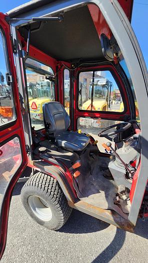 Used 2017 Massey-Fergusson GC1715L