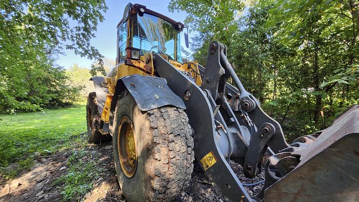 Used 2006 Volvo L70E