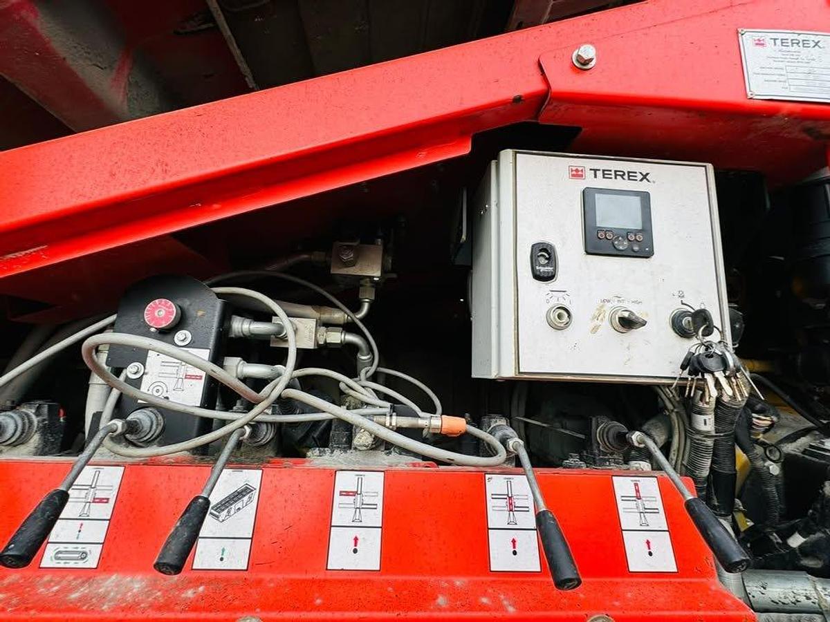 Used 2021 Terex Finlay 883+