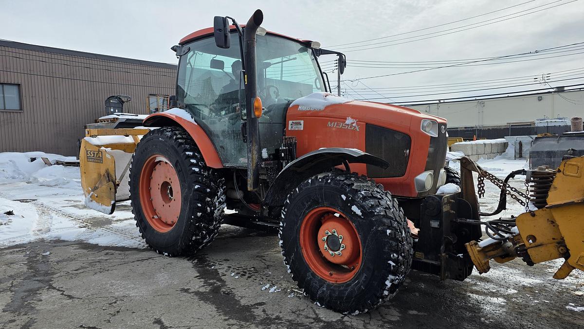 Used 2014 Kubota M135GX