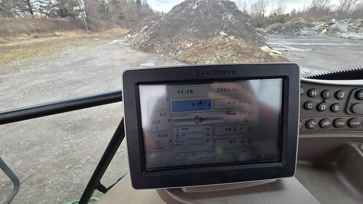 Used 2014 John Deere 6115R