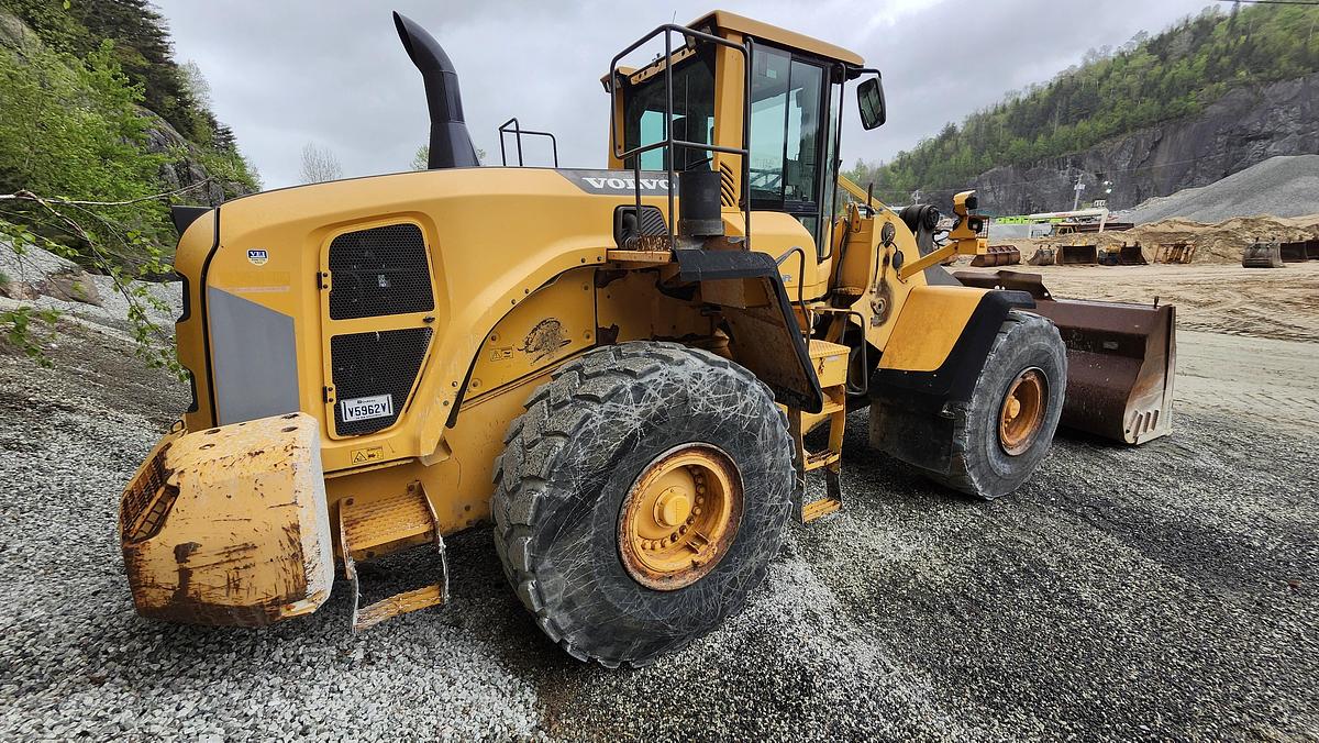 Used 2013 Volvo L180G