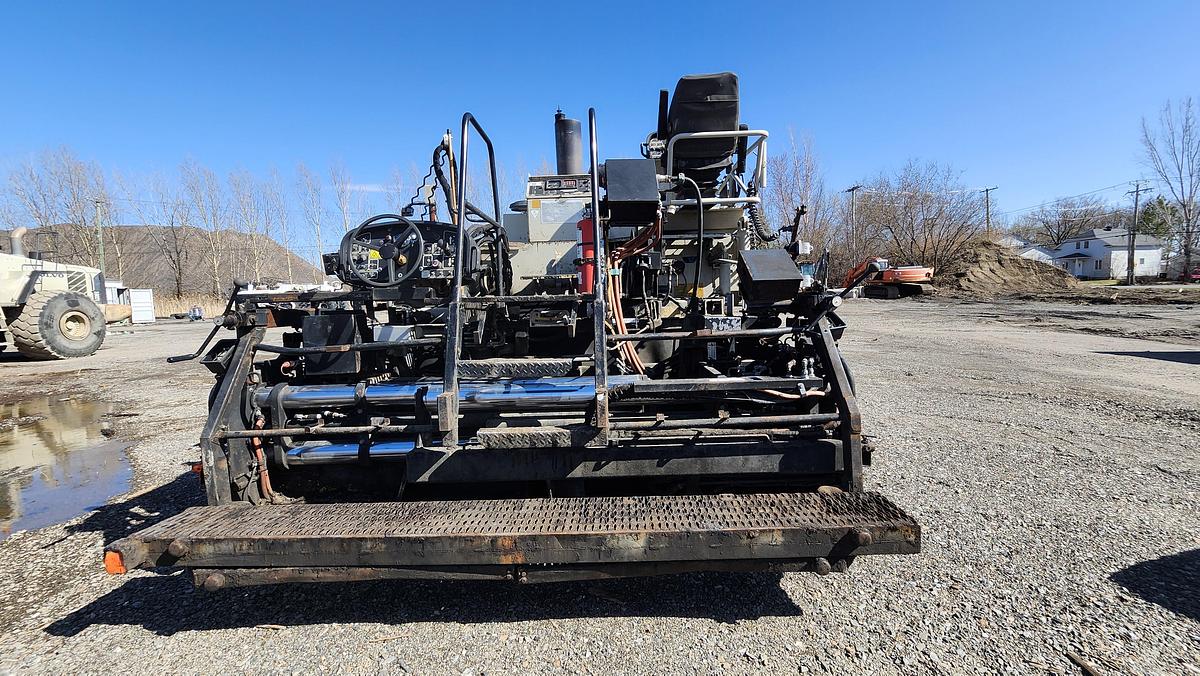 Used 2010 Caterpillar AP-1055D