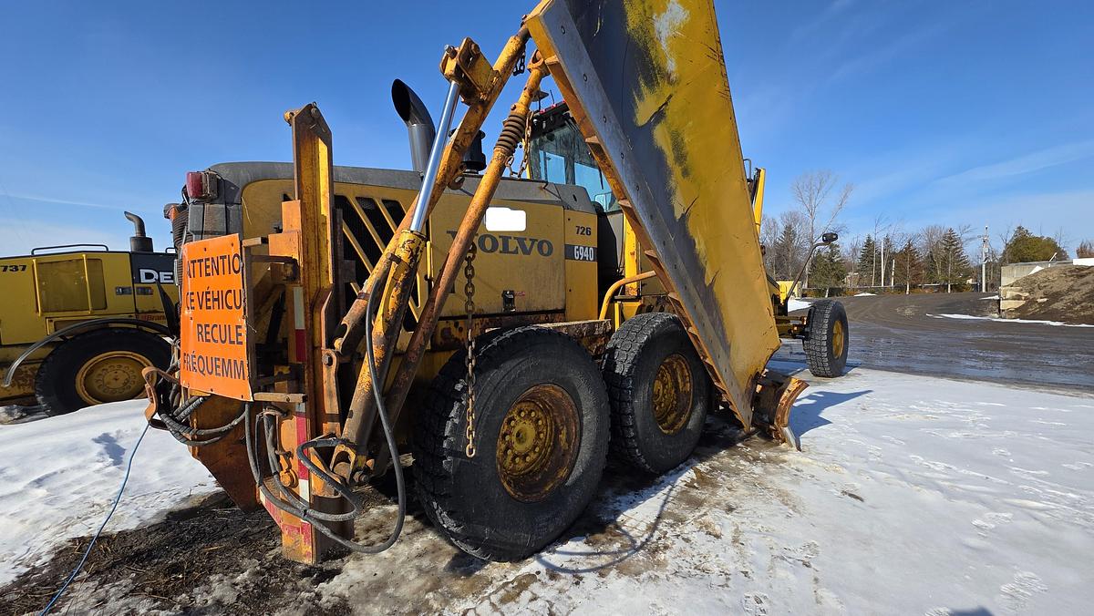 Used 2009 Volvo G940