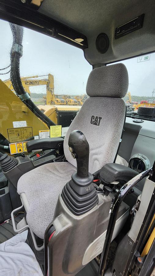 Used 2016 Caterpillar M320F