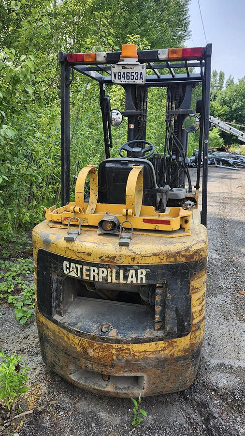 Used 1997 Caterpillar GC30 LP