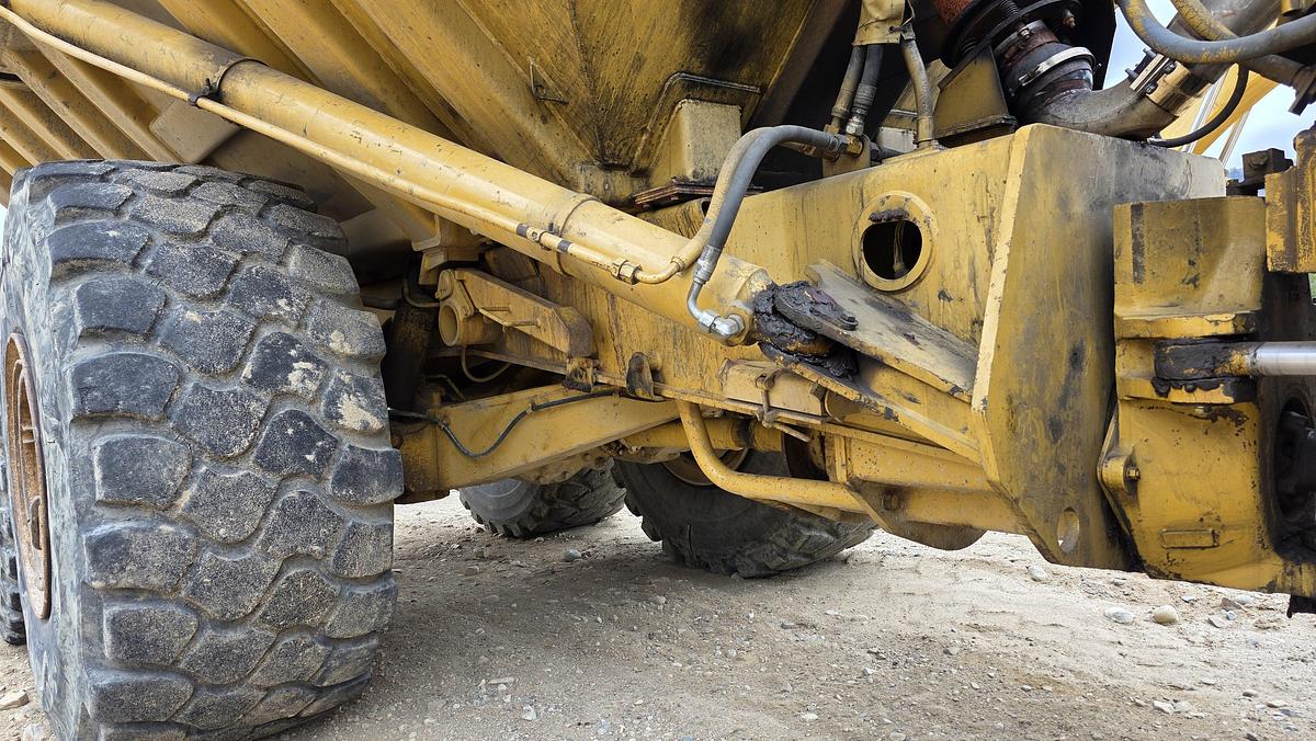 Used 1997 Caterpillar D400E
