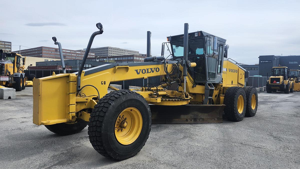 Used 2006 Volvo G740B