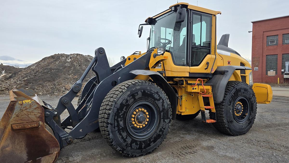 Used 2016 Volvo L70H