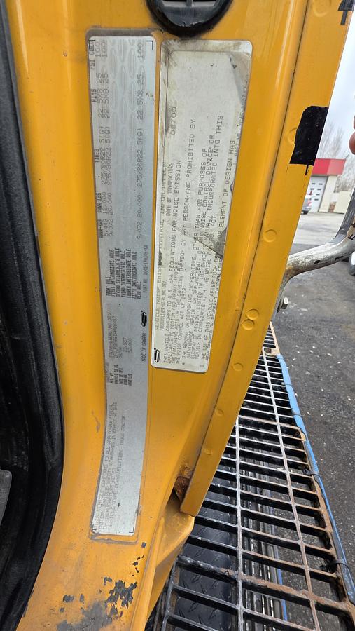 Used 2001 Sterling Shunter