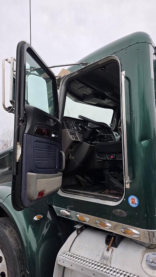 Used 2014 Peterbilt 358