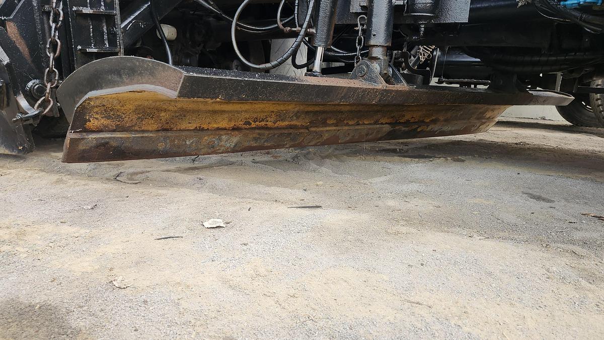 Used 2002 International 2674