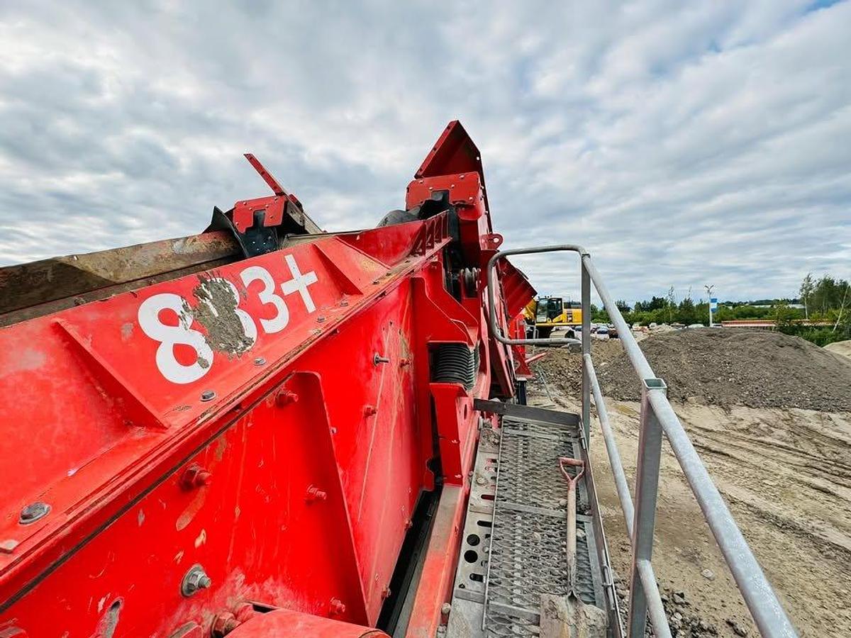 Used 2021 Terex Finlay 883+