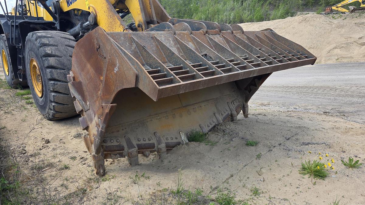 Used 2020 Komatsu WA500-8
