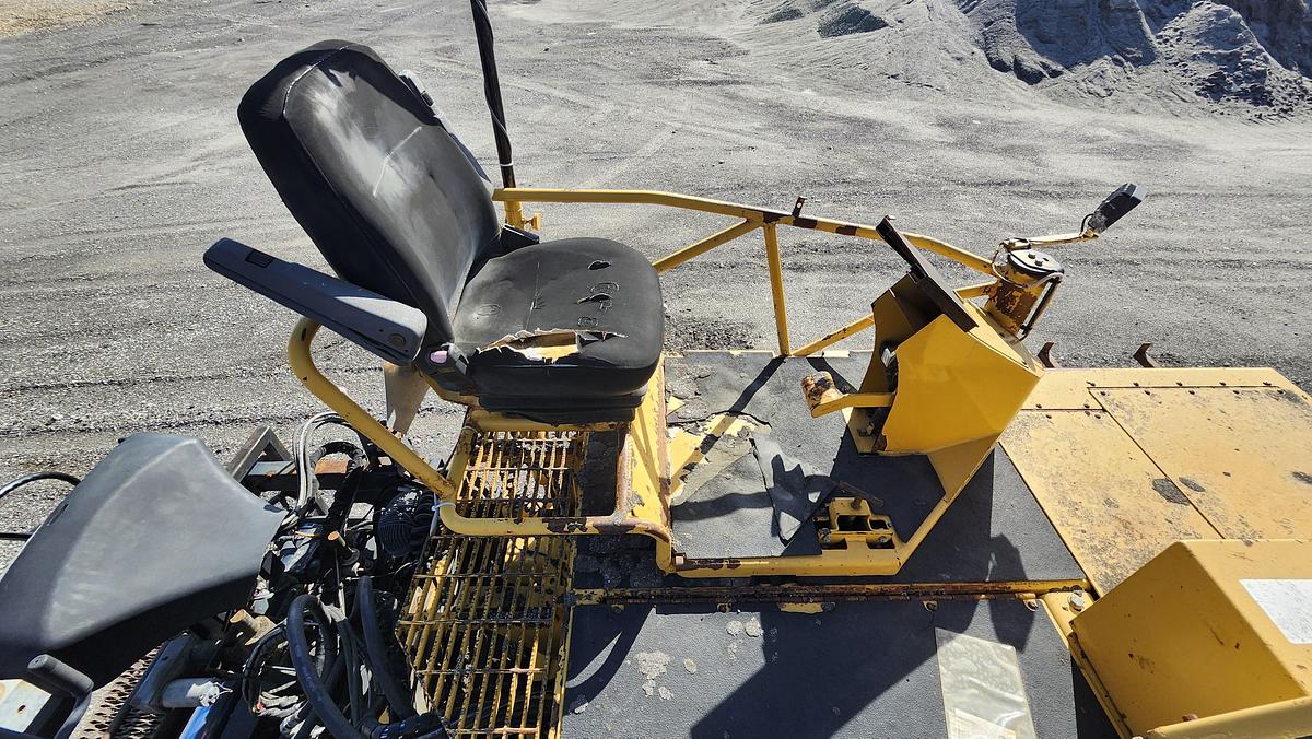 Used 2007 Caterpillar AP-1000D