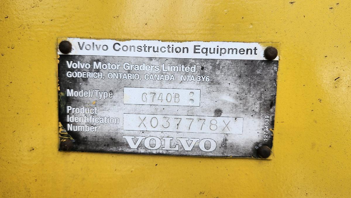 Used 2006 Volvo G740B