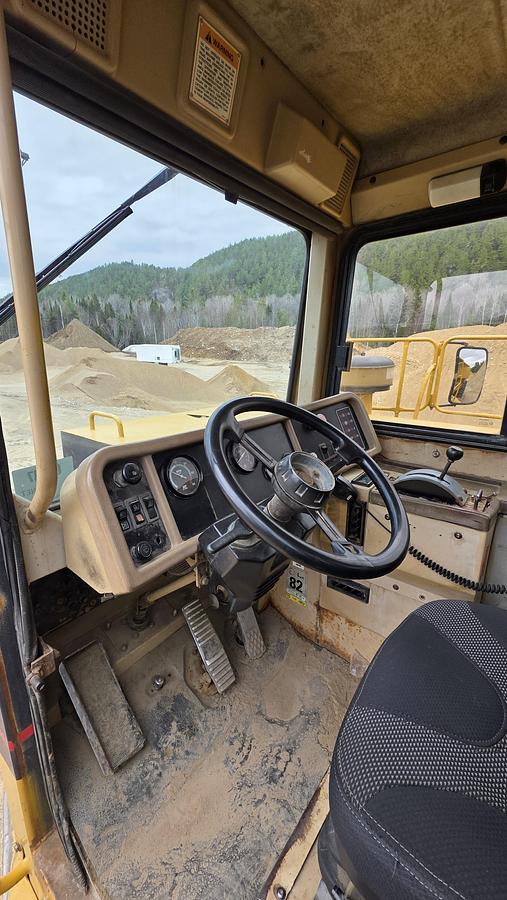Used 1997 Caterpillar D400E