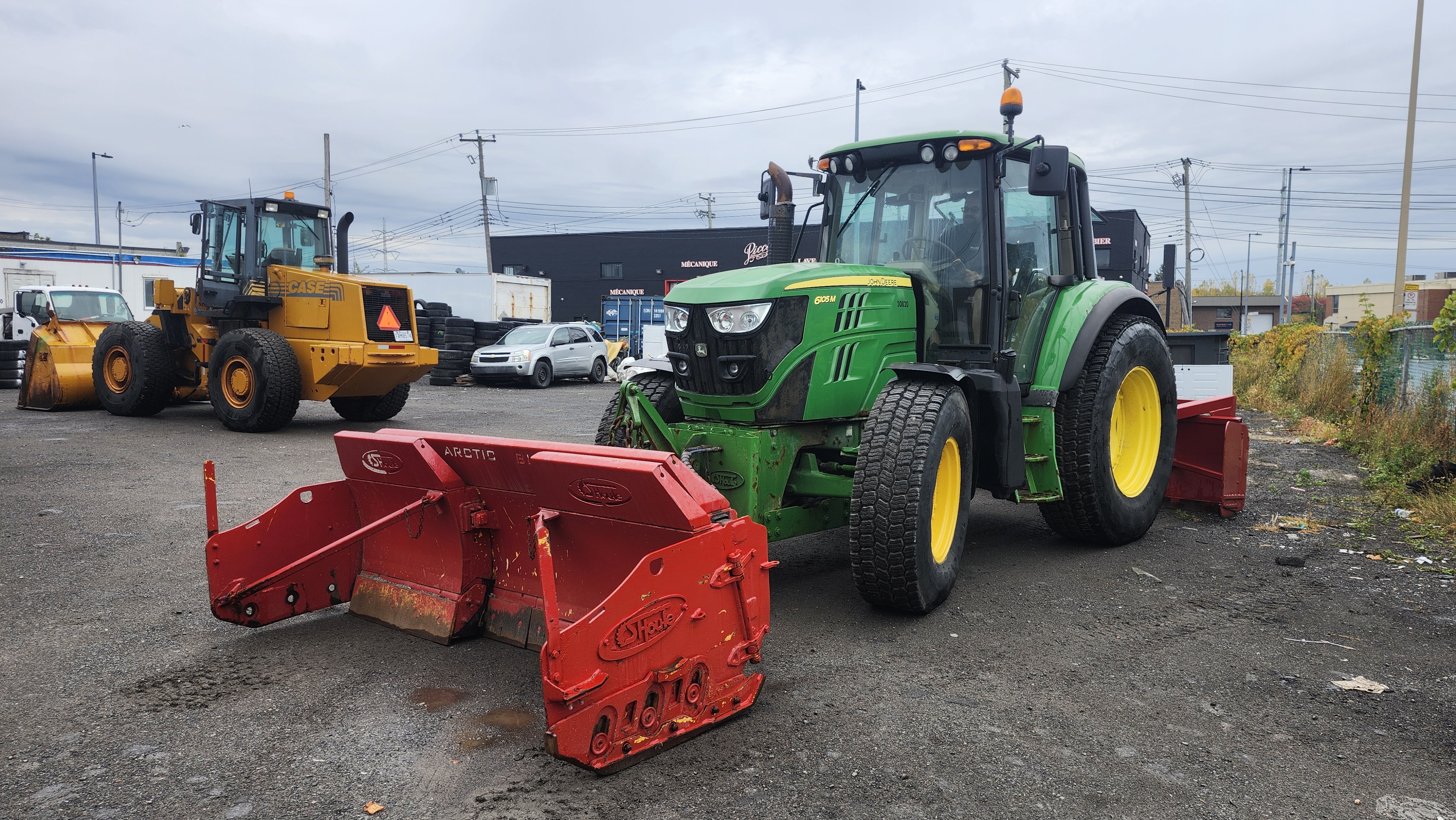 Used 2014 John Deere 6105M