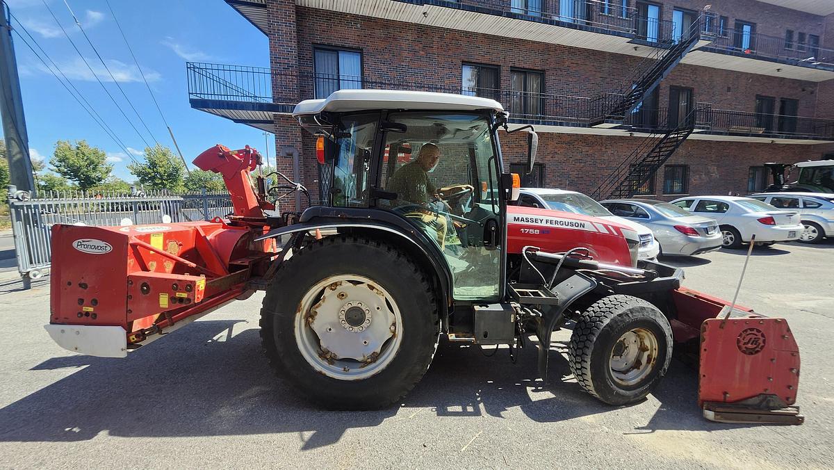 Used 2017 Massey-Fergusson 1758